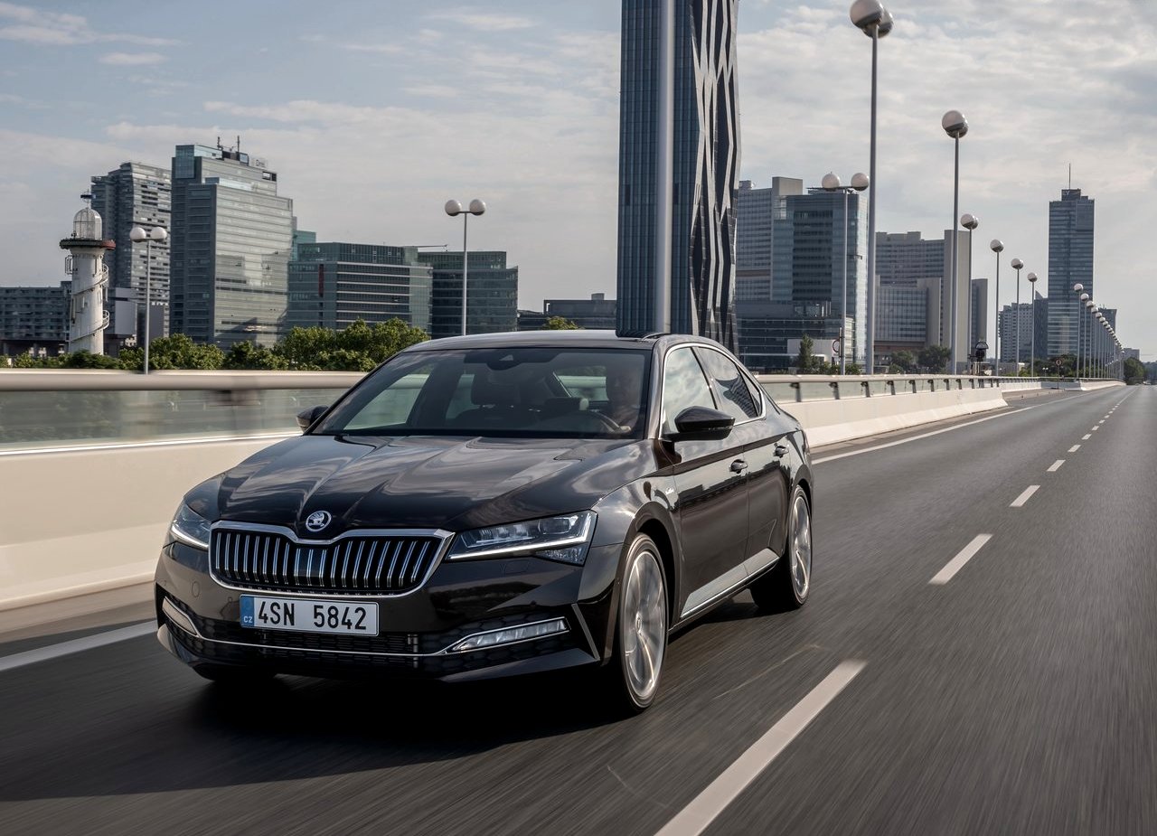 2020 - SKODA SUPERB, foto 8