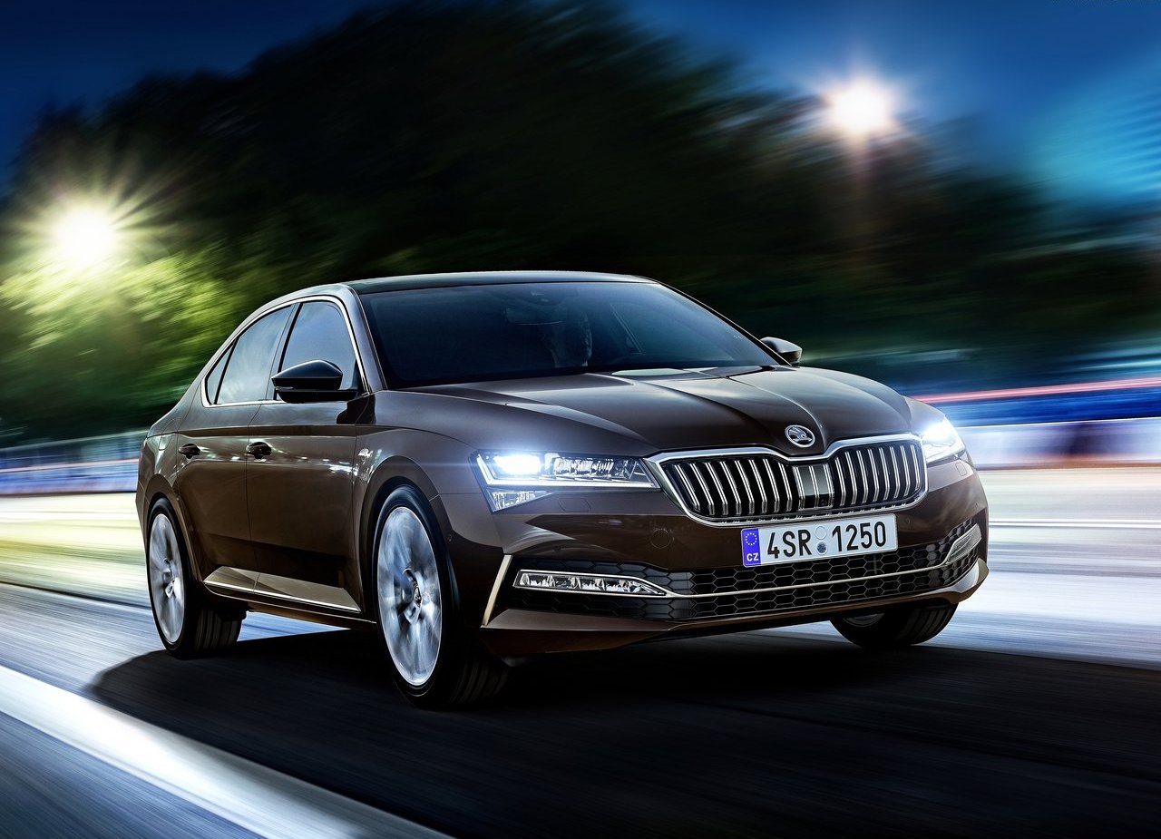 2020 - SKODA SUPERB, foto 12