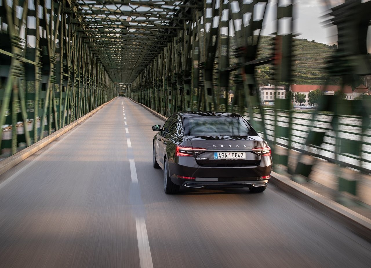 2020 - SKODA SUPERB, foto 27