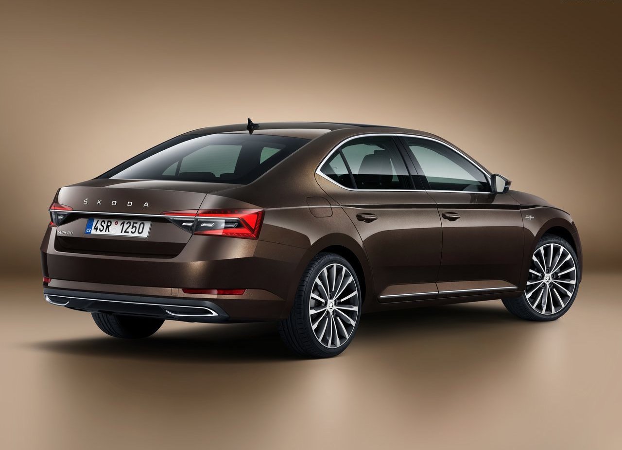 2020 - SKODA SUPERB, foto 35