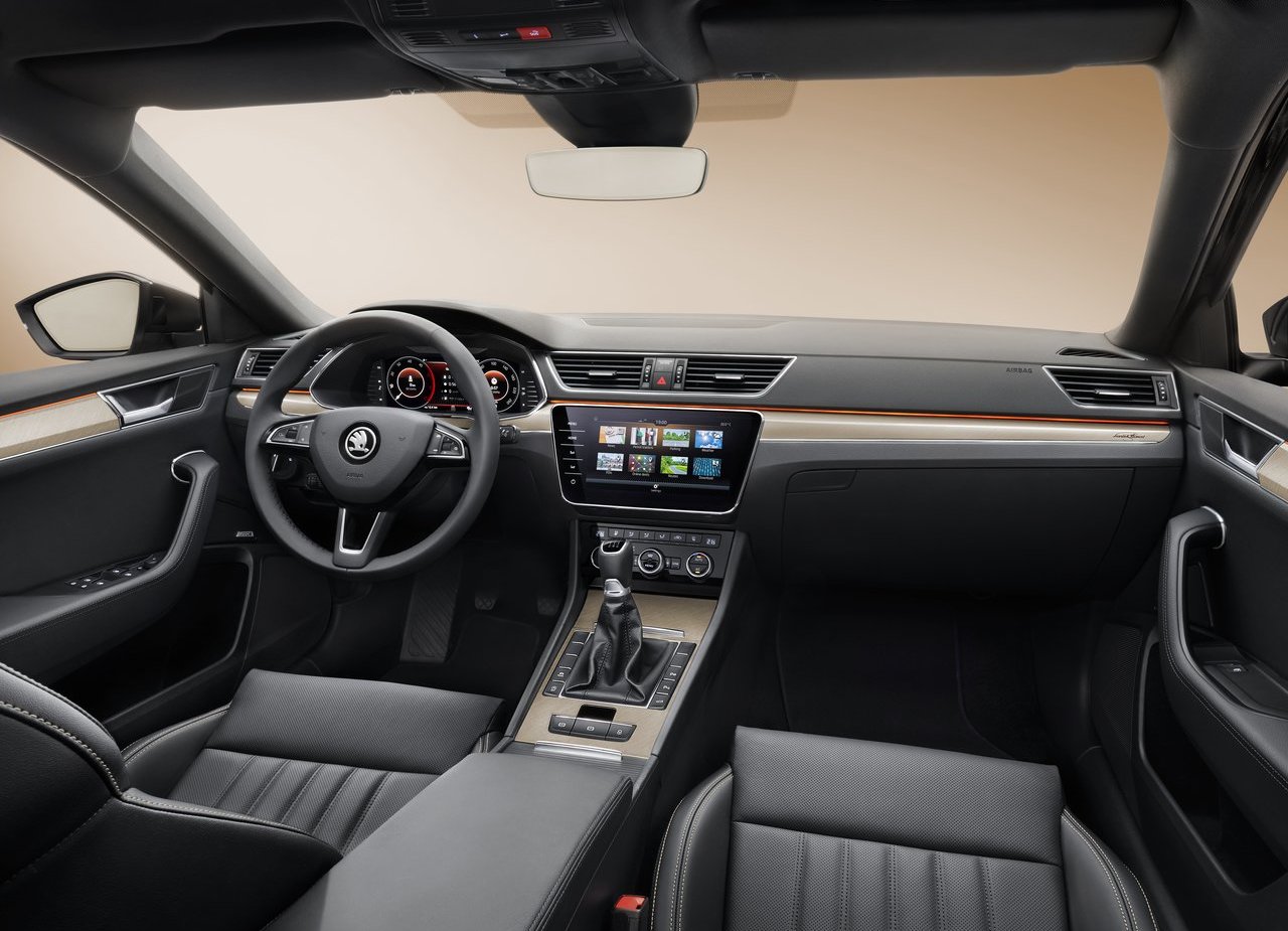 2020 - SKODA SUPERB, foto 38