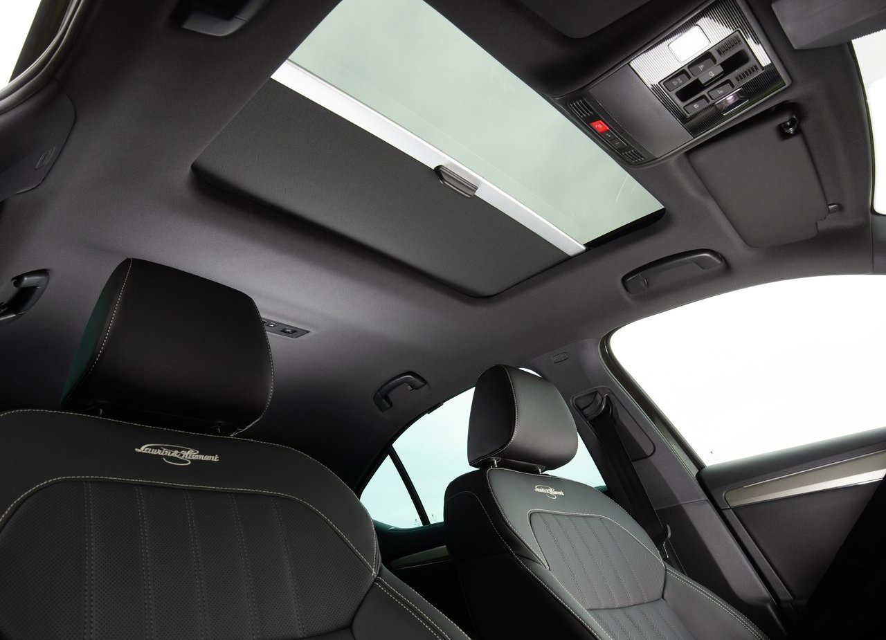 2020 - SKODA SUPERB, foto 41
