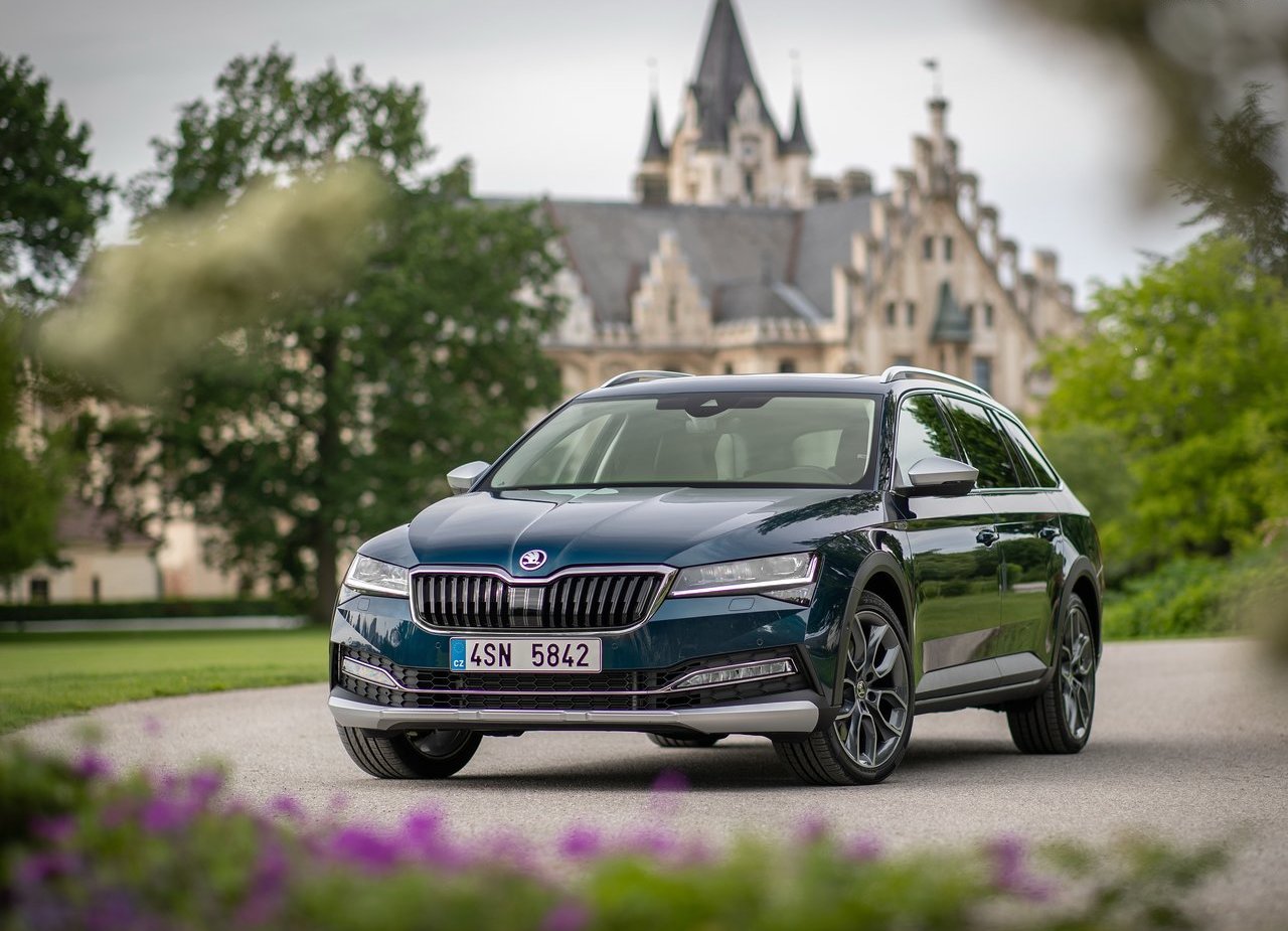 2020 - SKODA SUPERB SCOUT, foto 4