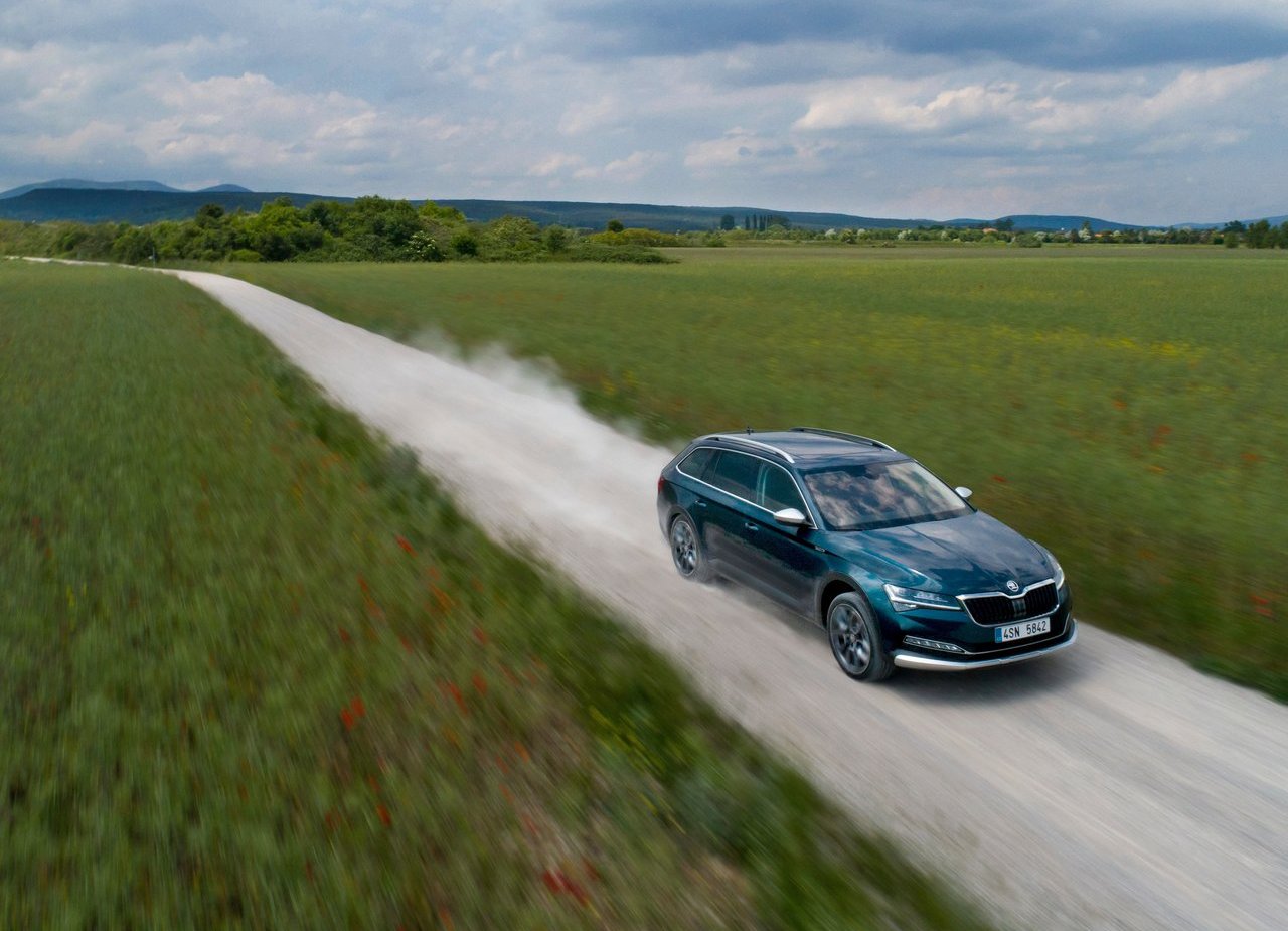 2020 - SKODA SUPERB SCOUT, foto 9