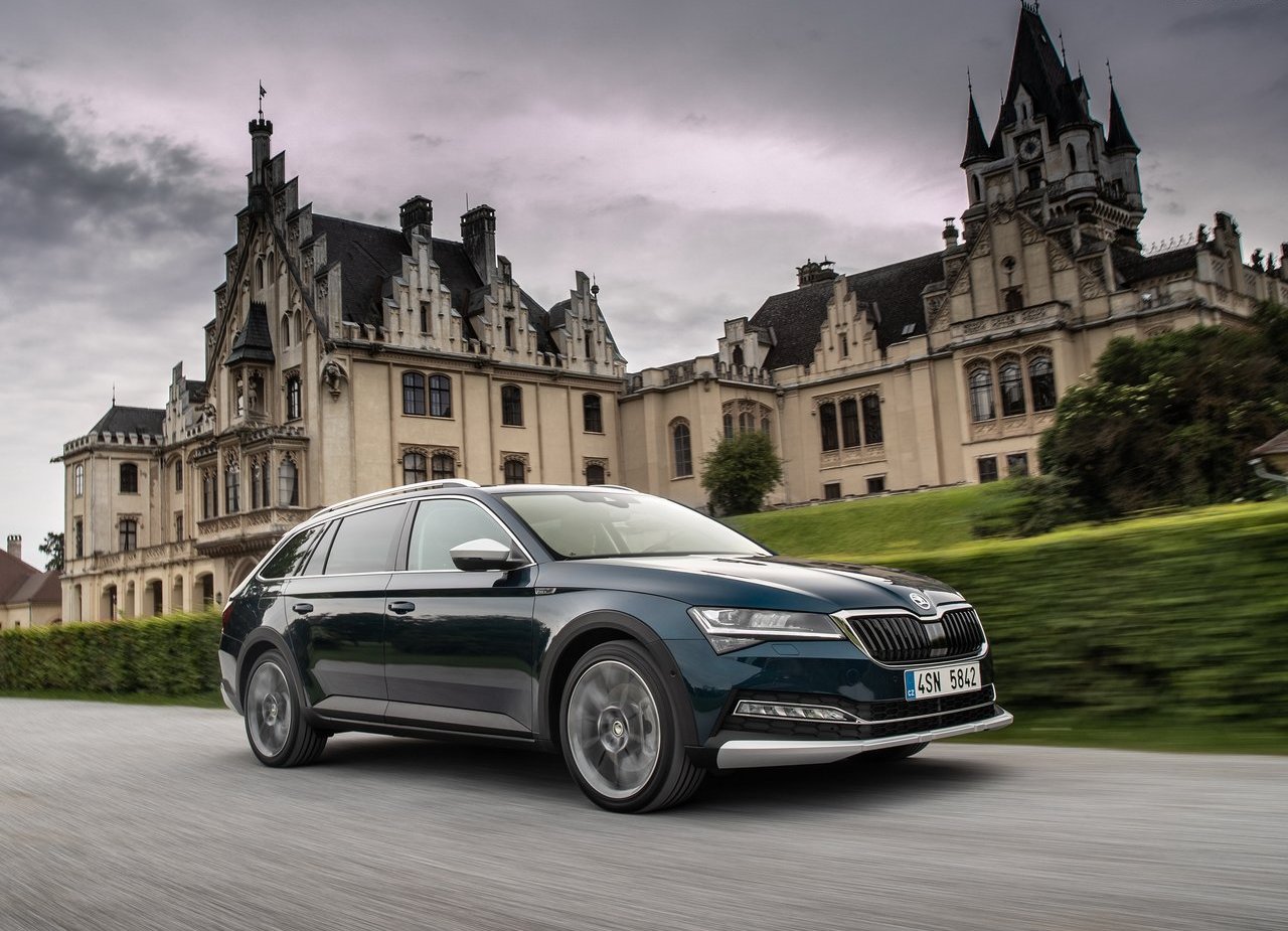 2020 - SKODA SUPERB SCOUT, foto 12