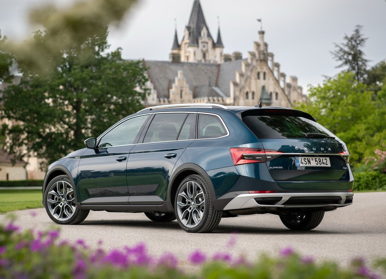 2020 - SKODA SUPERB SCOUT, foto 19