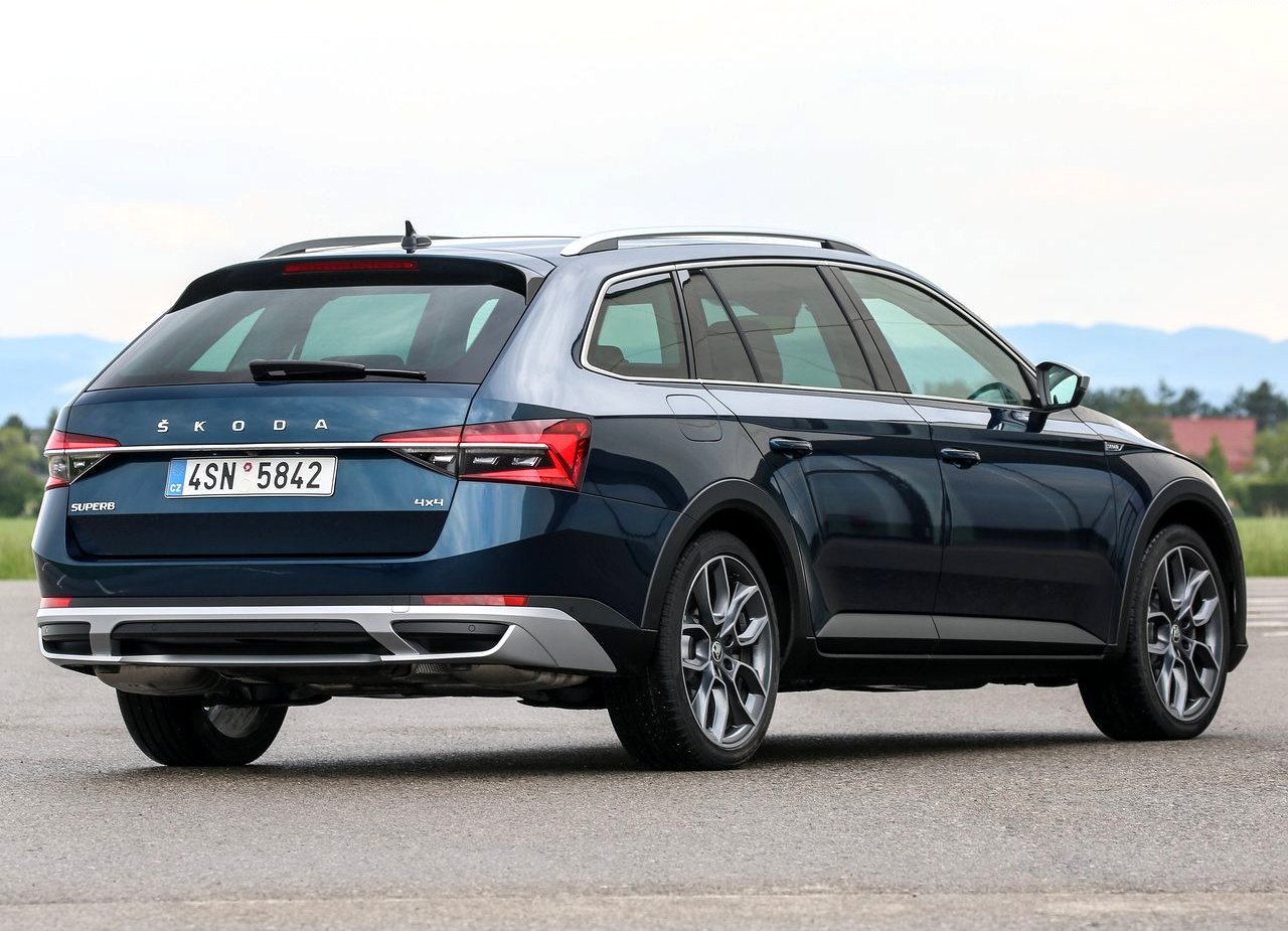 2020 - SKODA SUPERB SCOUT, foto 21