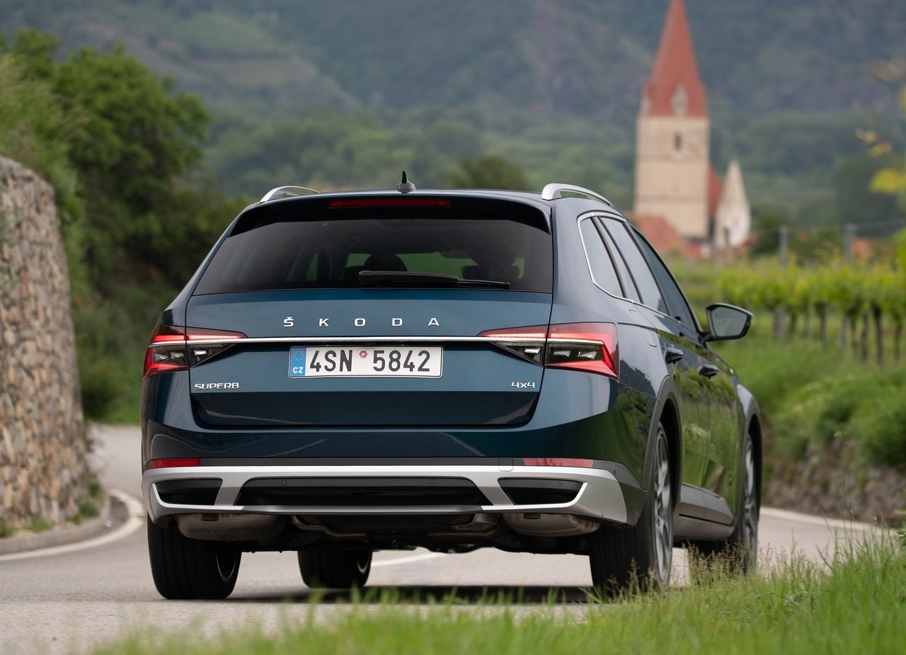 2020 - SKODA SUPERB SCOUT, foto 22