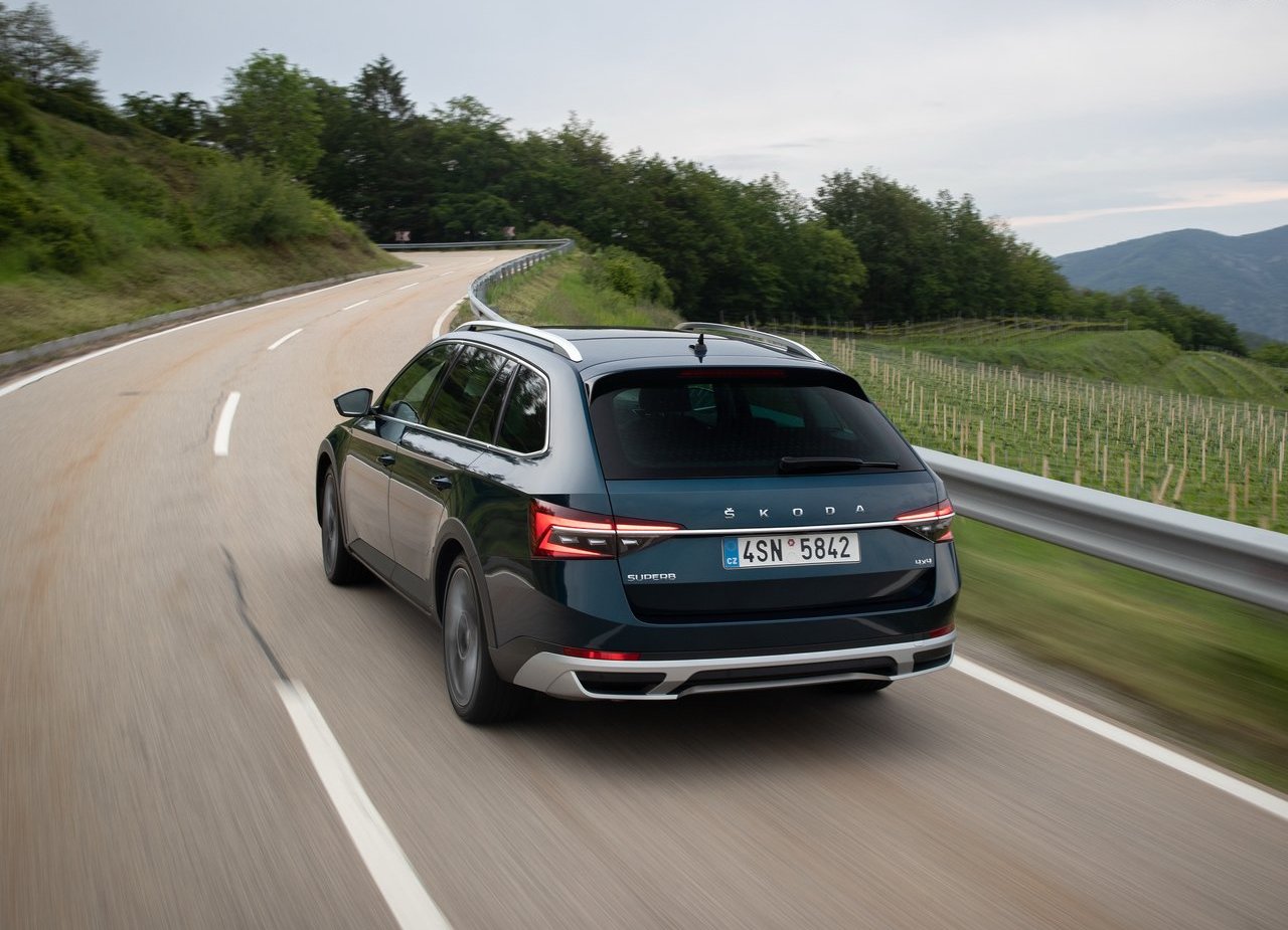 2020 - SKODA SUPERB SCOUT, foto 25