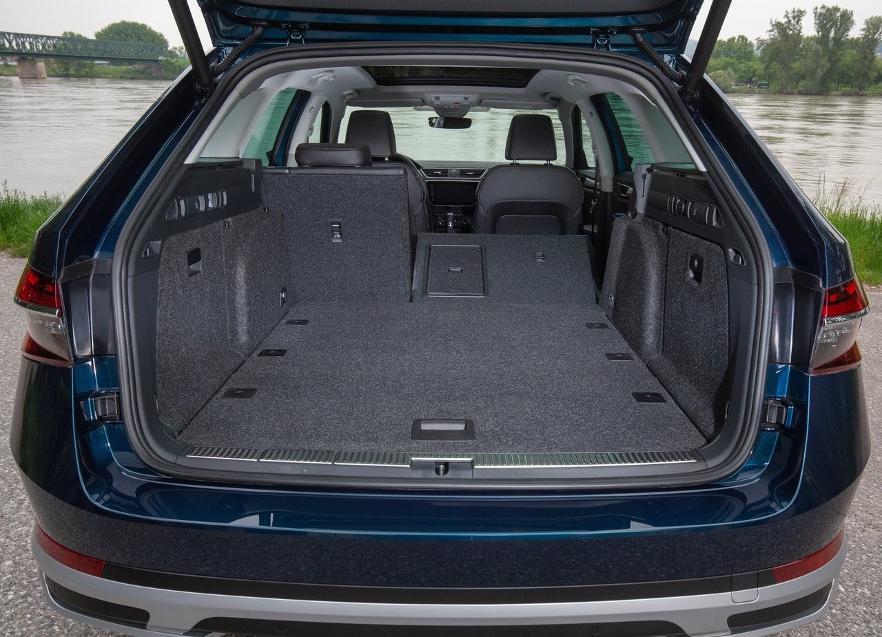2020 - SKODA SUPERB SCOUT, foto 50