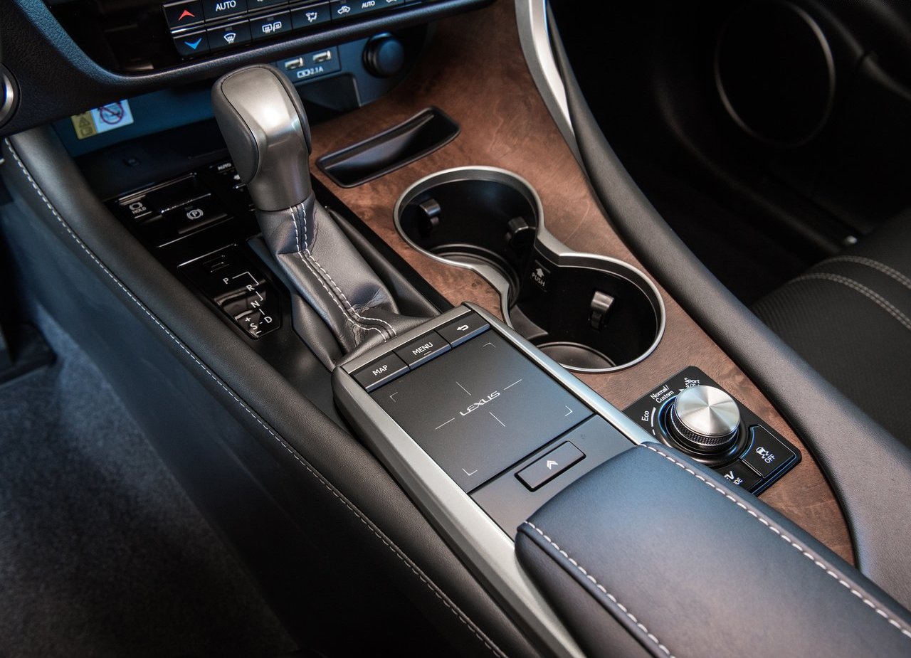 2020 - LEXUS RX, foto 143