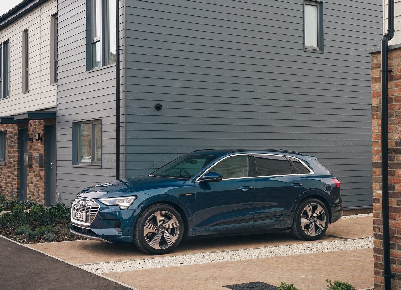 2020 - AUDI E-TRON UK VERSION, foto 4