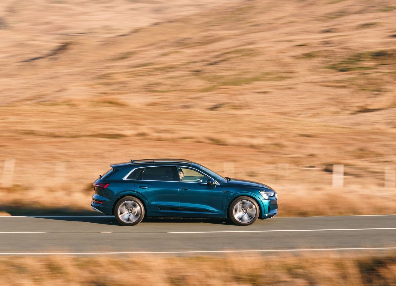 2020 - AUDI E-TRON UK VERSION, foto 48