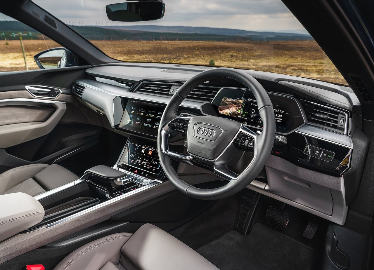 2020 - AUDI E-TRON UK VERSION, foto 89