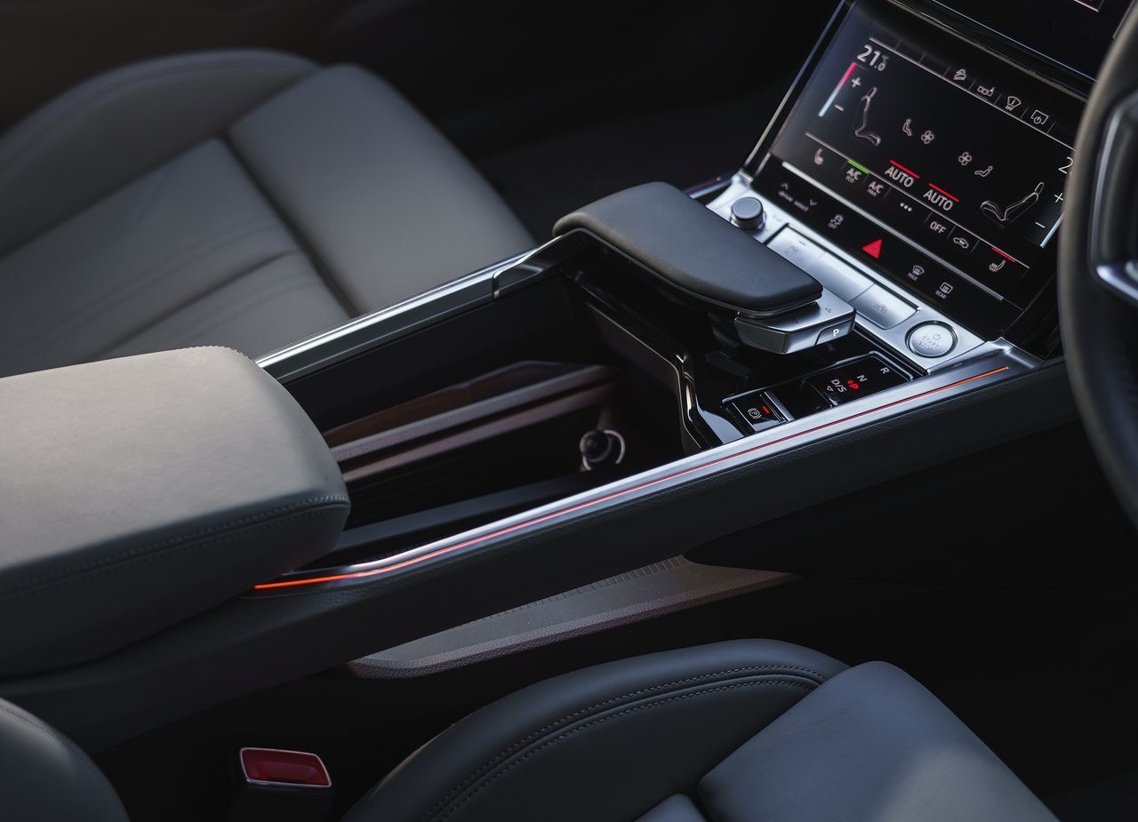2020 - AUDI E-TRON UK VERSION, foto 102