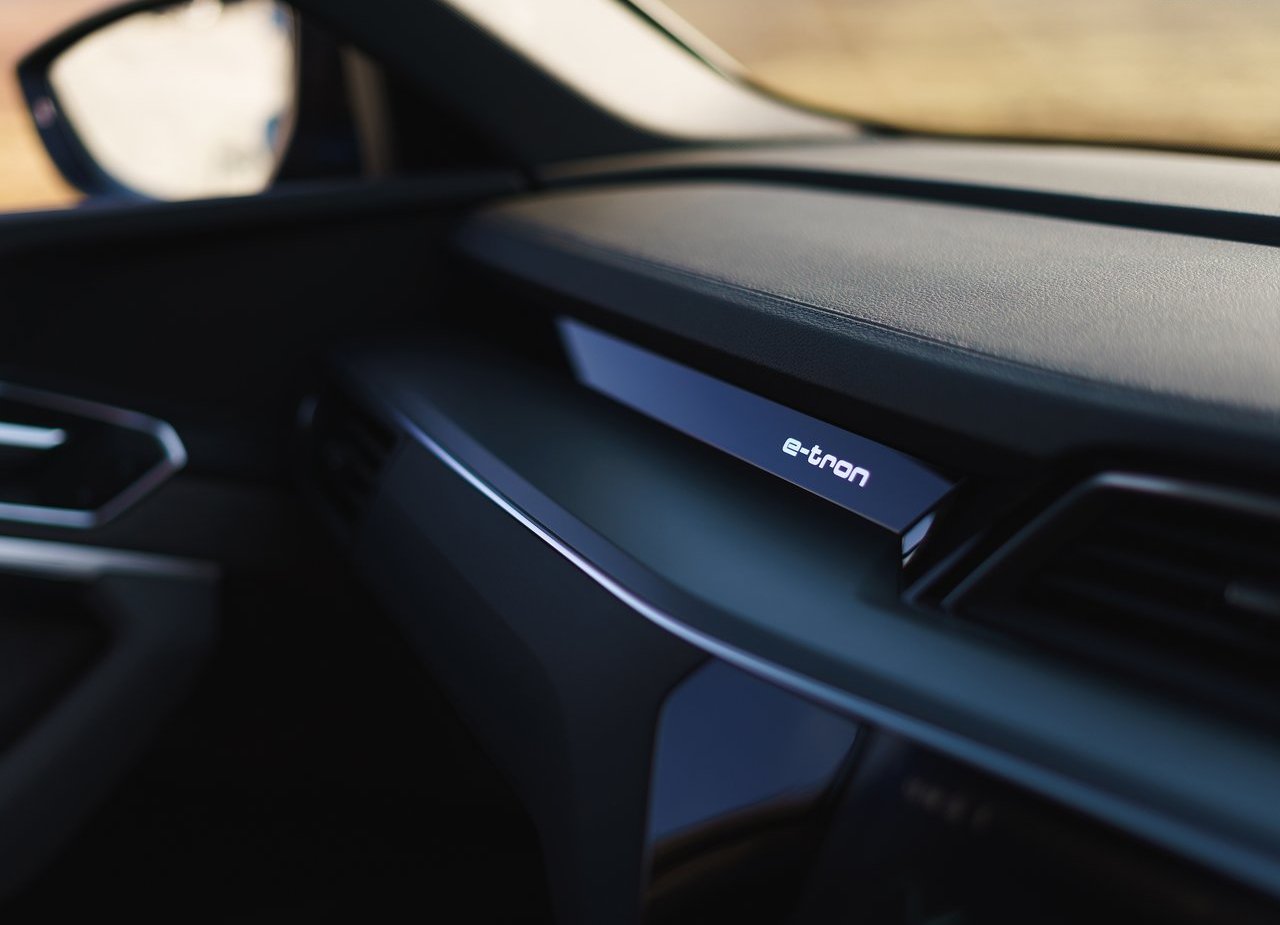 2020 - AUDI E-TRON UK VERSION, foto 103