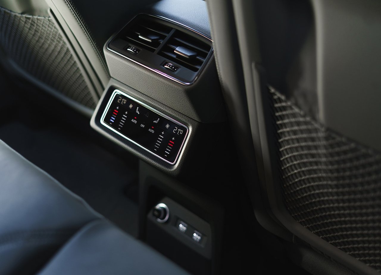 2020 - AUDI E-TRON UK VERSION, foto 109