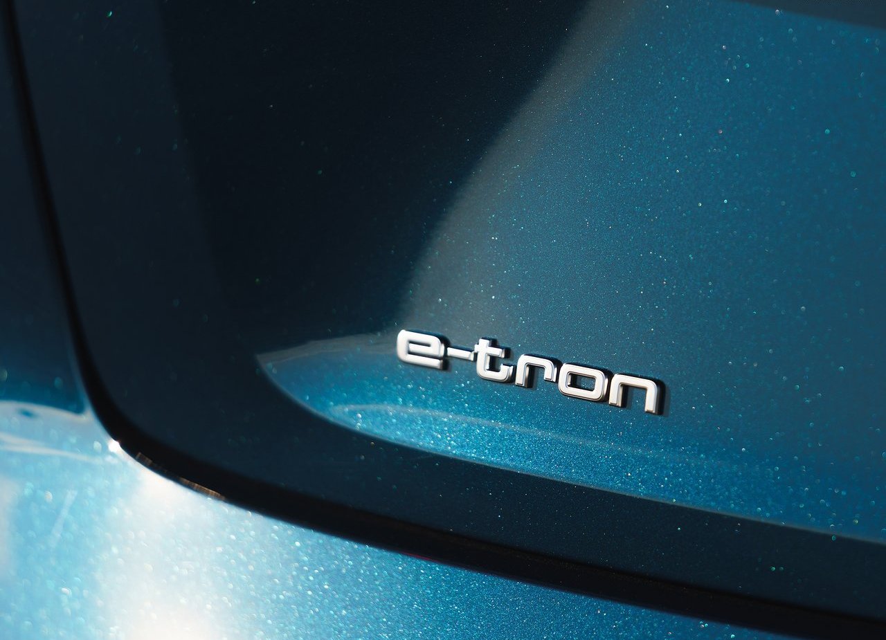 2020 - AUDI E-TRON UK VERSION, foto 146