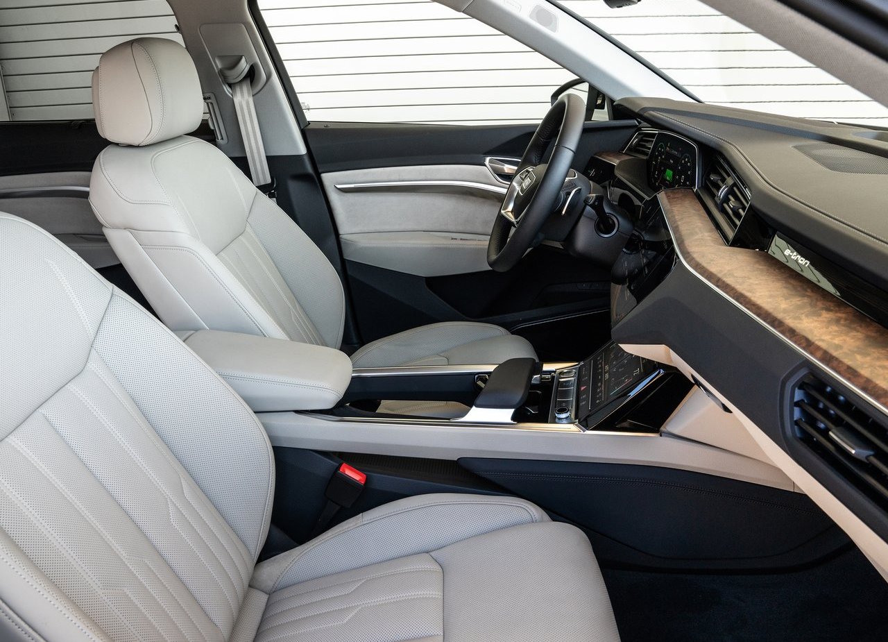 2020 - AUDI E-TRON US VERSION, foto 30