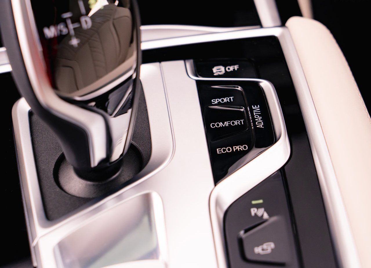 2020 - BMW 7 SERIES UK VERSION, foto 64