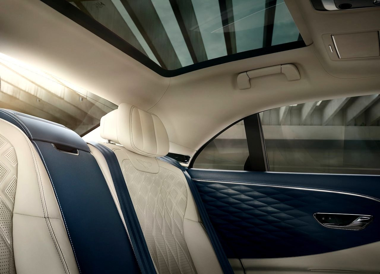 2020 - BENTLEY FLYING SPUR, foto 123