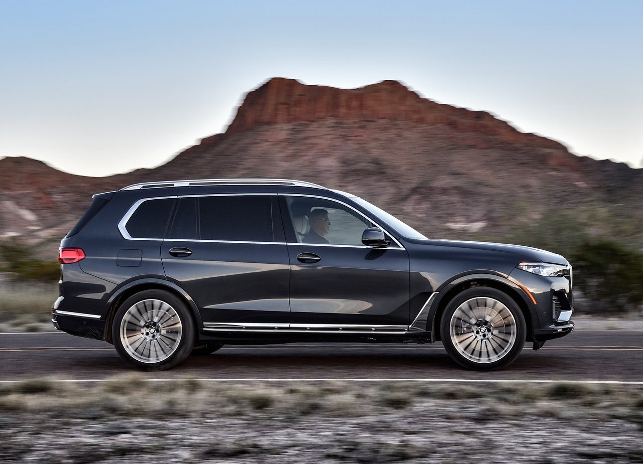 2019 - BMW X7, foto 84