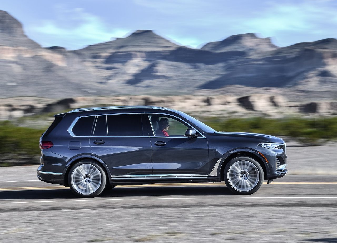 2019 - BMW X7, foto 86