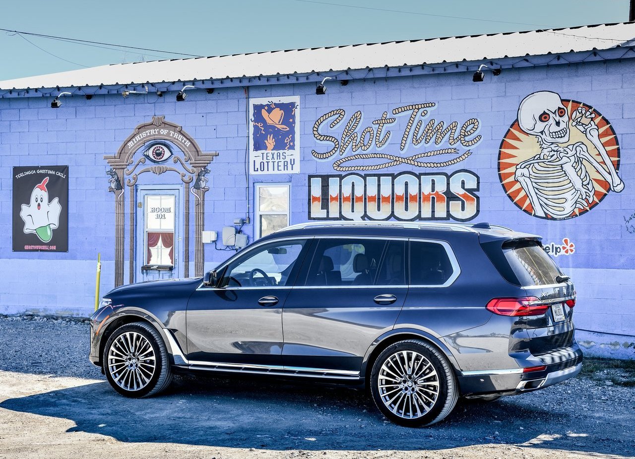 2019 - BMW X7, foto 97