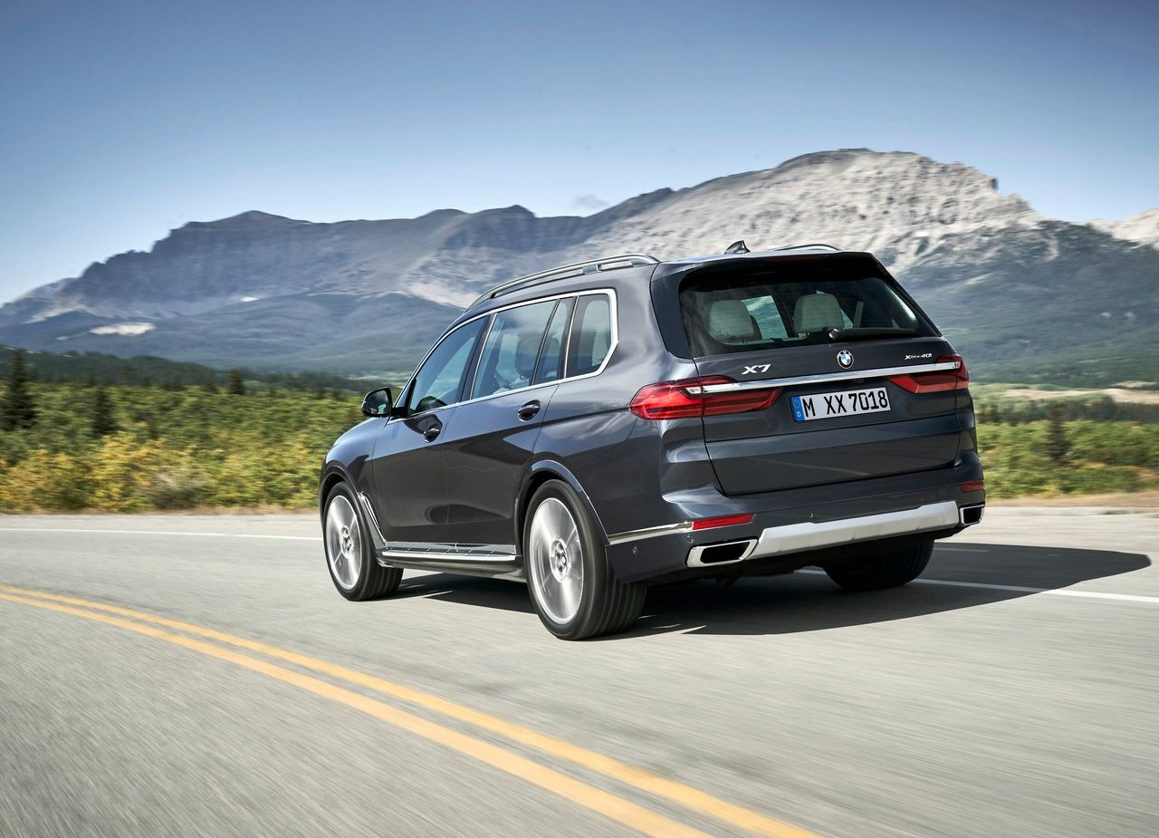 2019 - BMW X7, foto 122