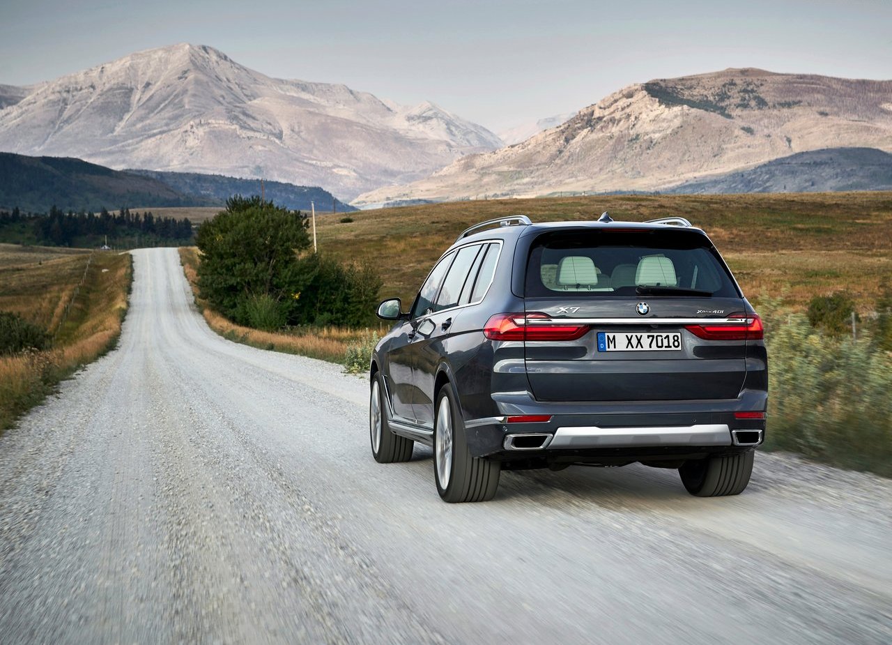 2019 - BMW X7, foto 123