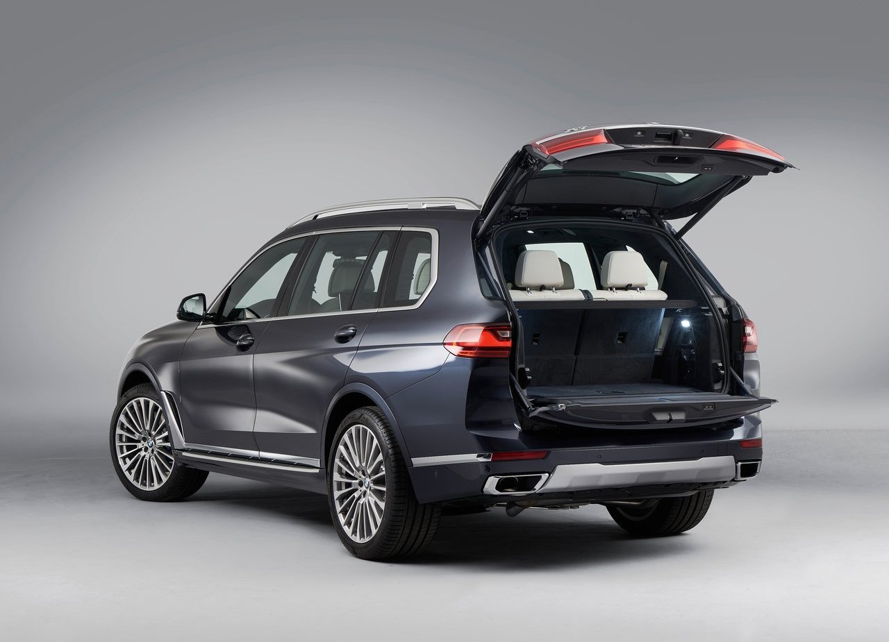 2019 - BMW X7, foto 158