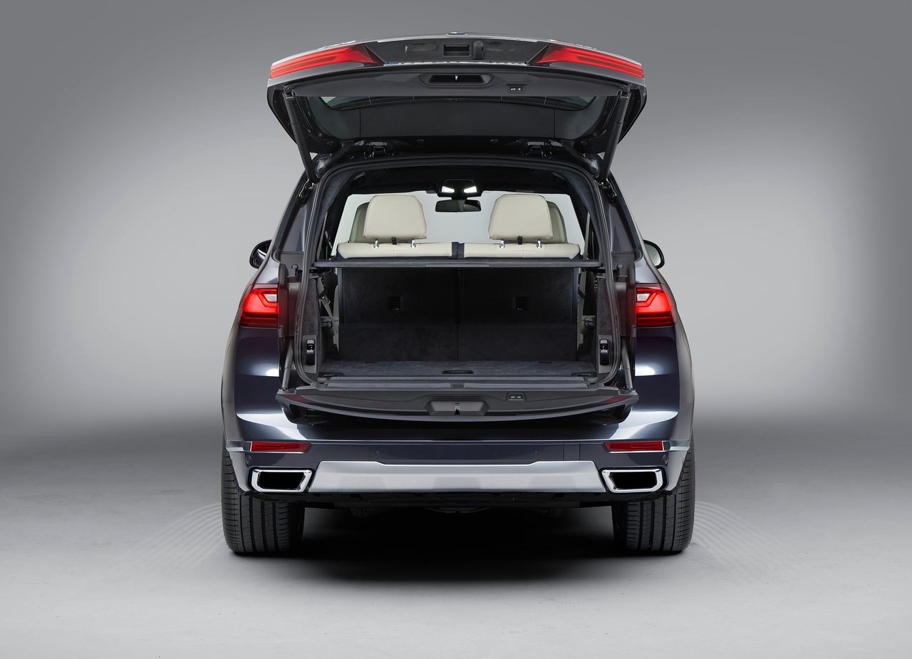 2019 - BMW X7, foto 161