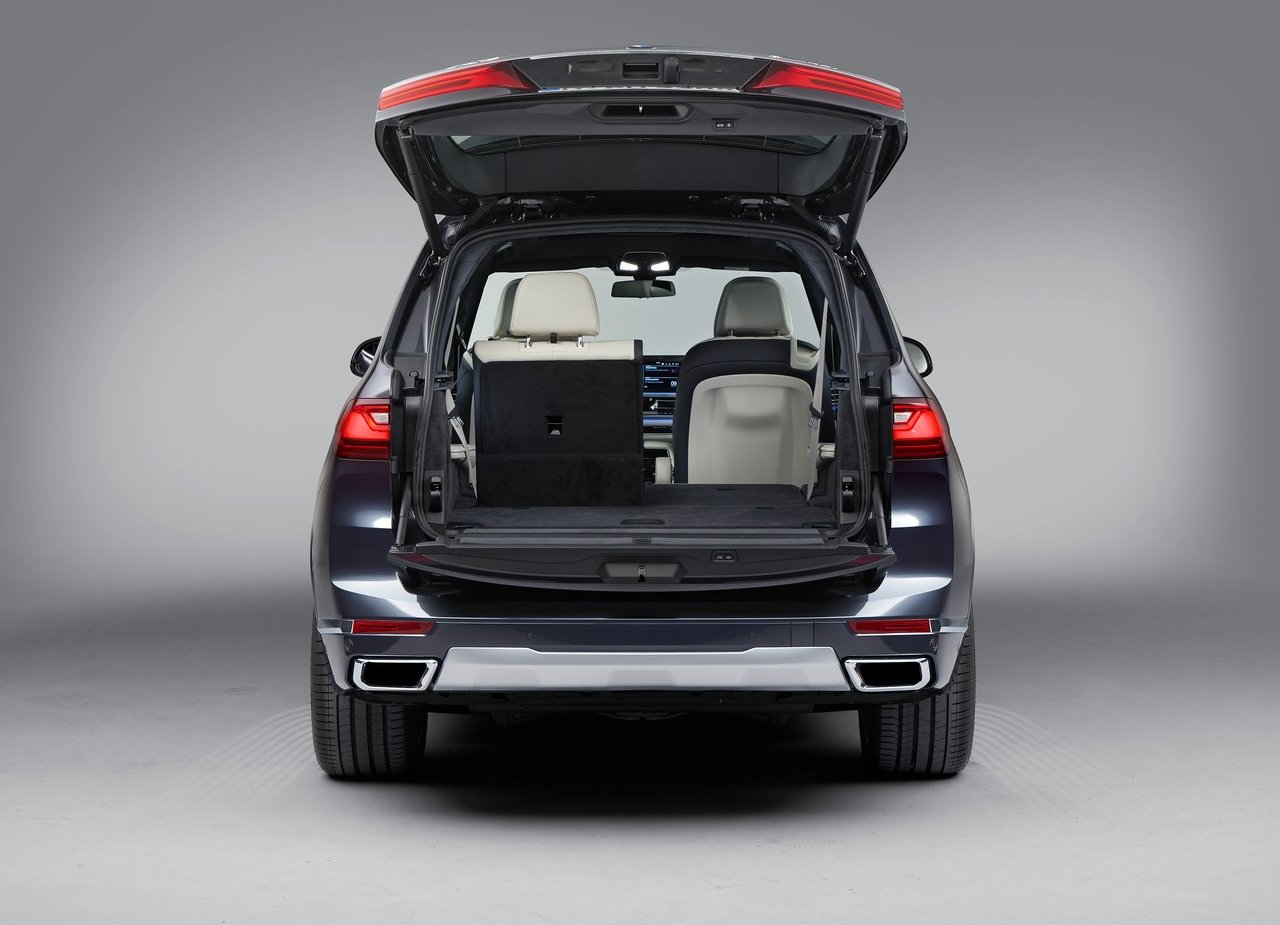 2019 - BMW X7, foto 164