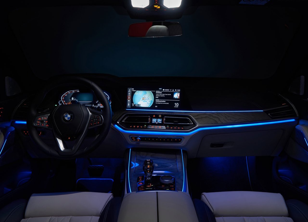 2019 - BMW X7, foto 173
