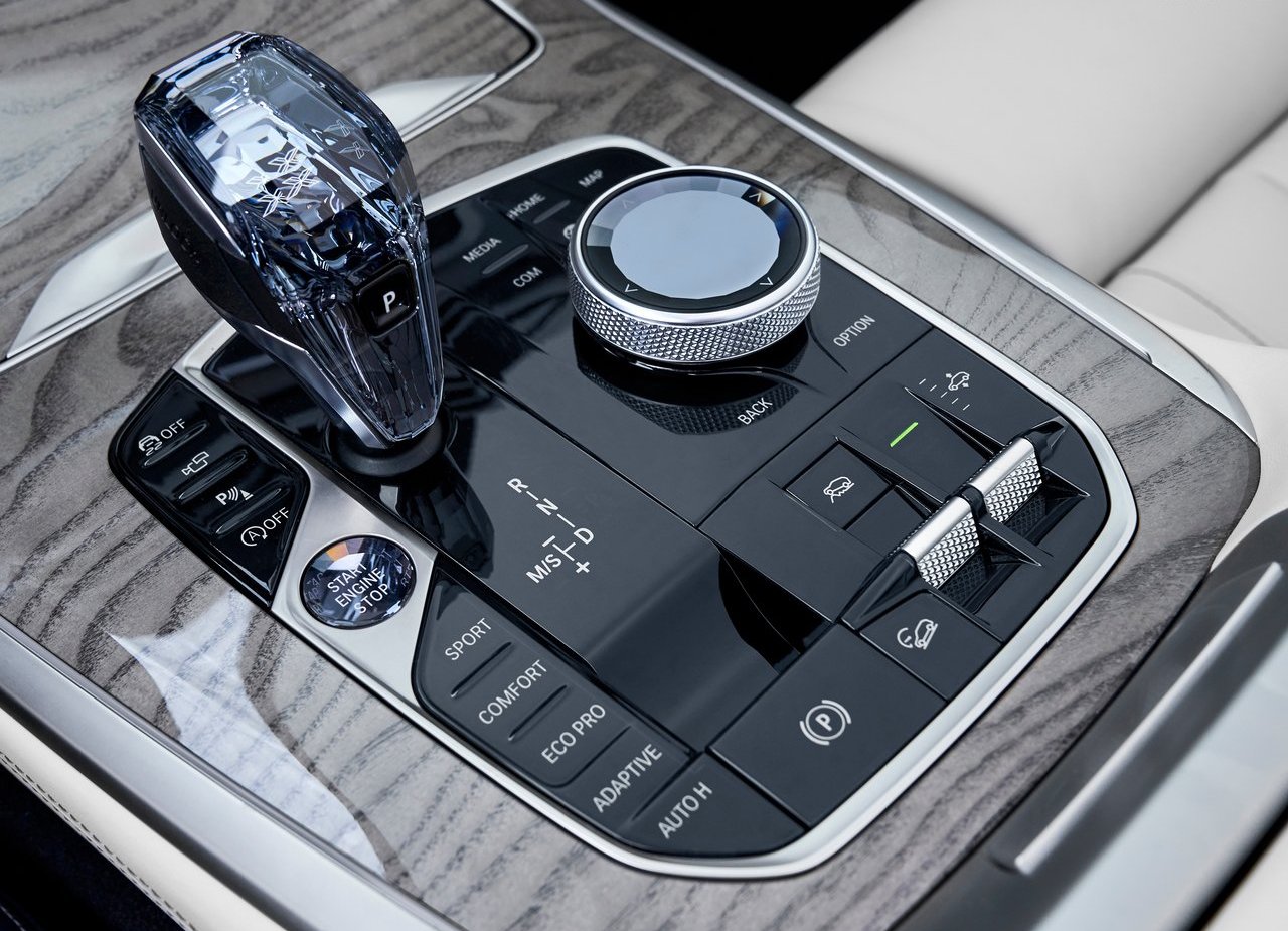 2019 - BMW X7, foto 176