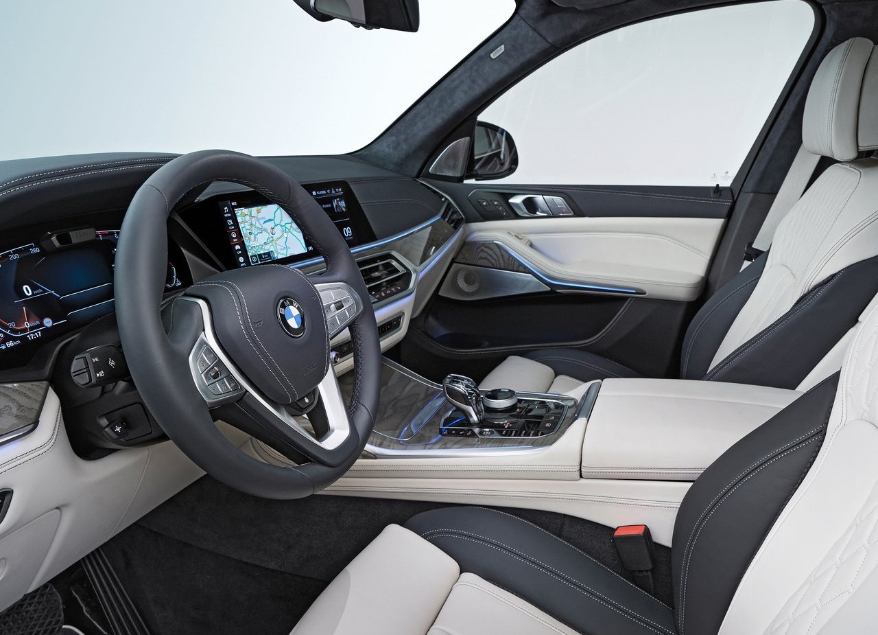2019 - BMW X7, foto 179