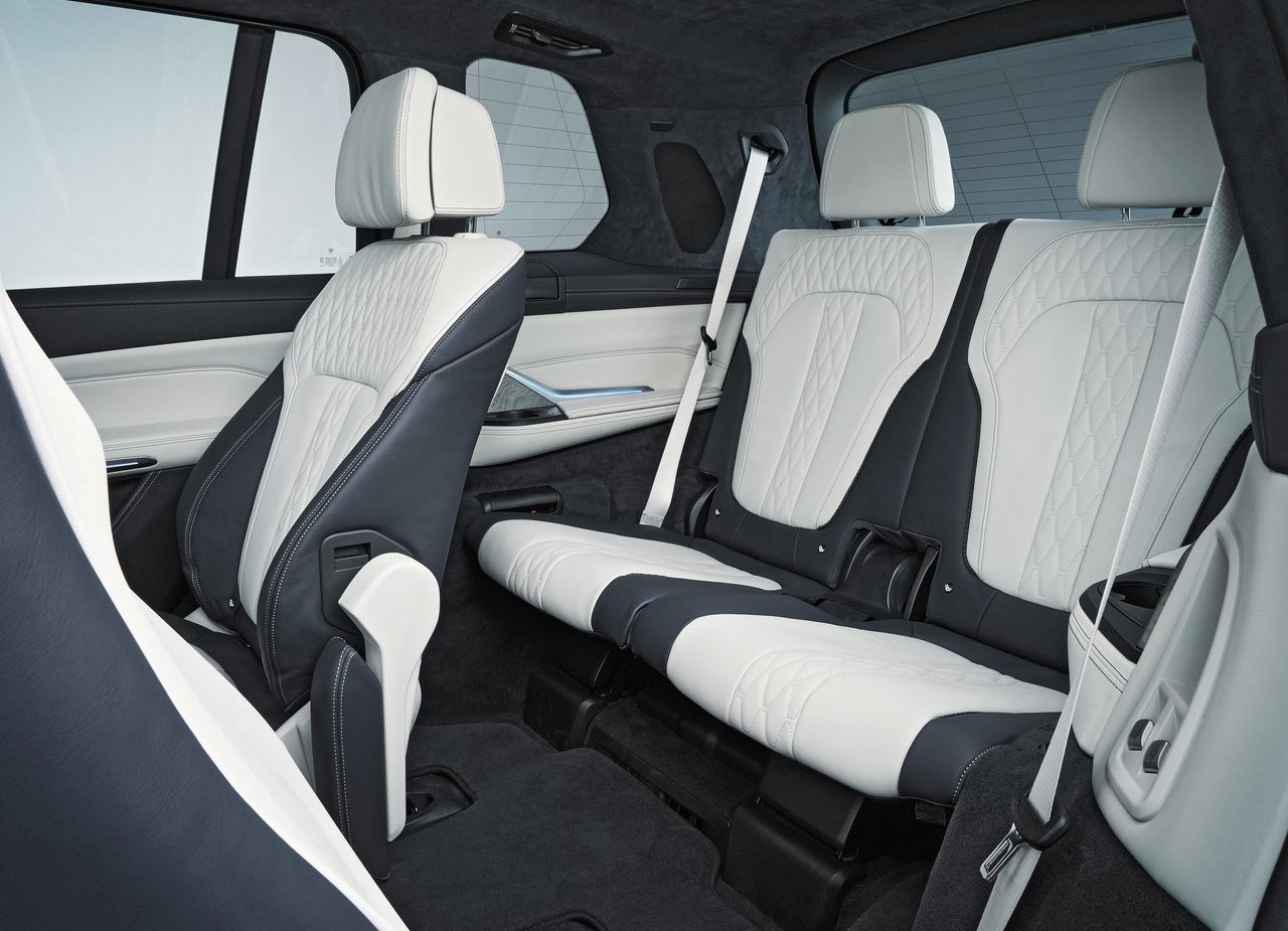 2019 - BMW X7, foto 182