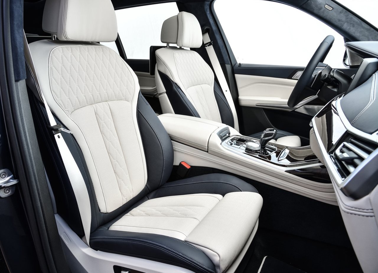 2019 - BMW X7, foto 184
