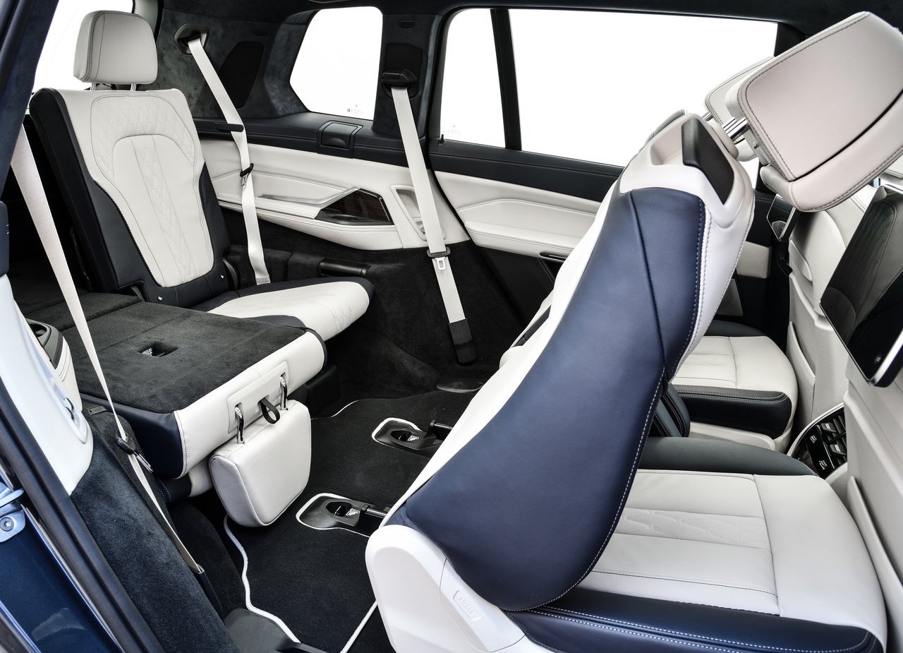 2019 - BMW X7, foto 189