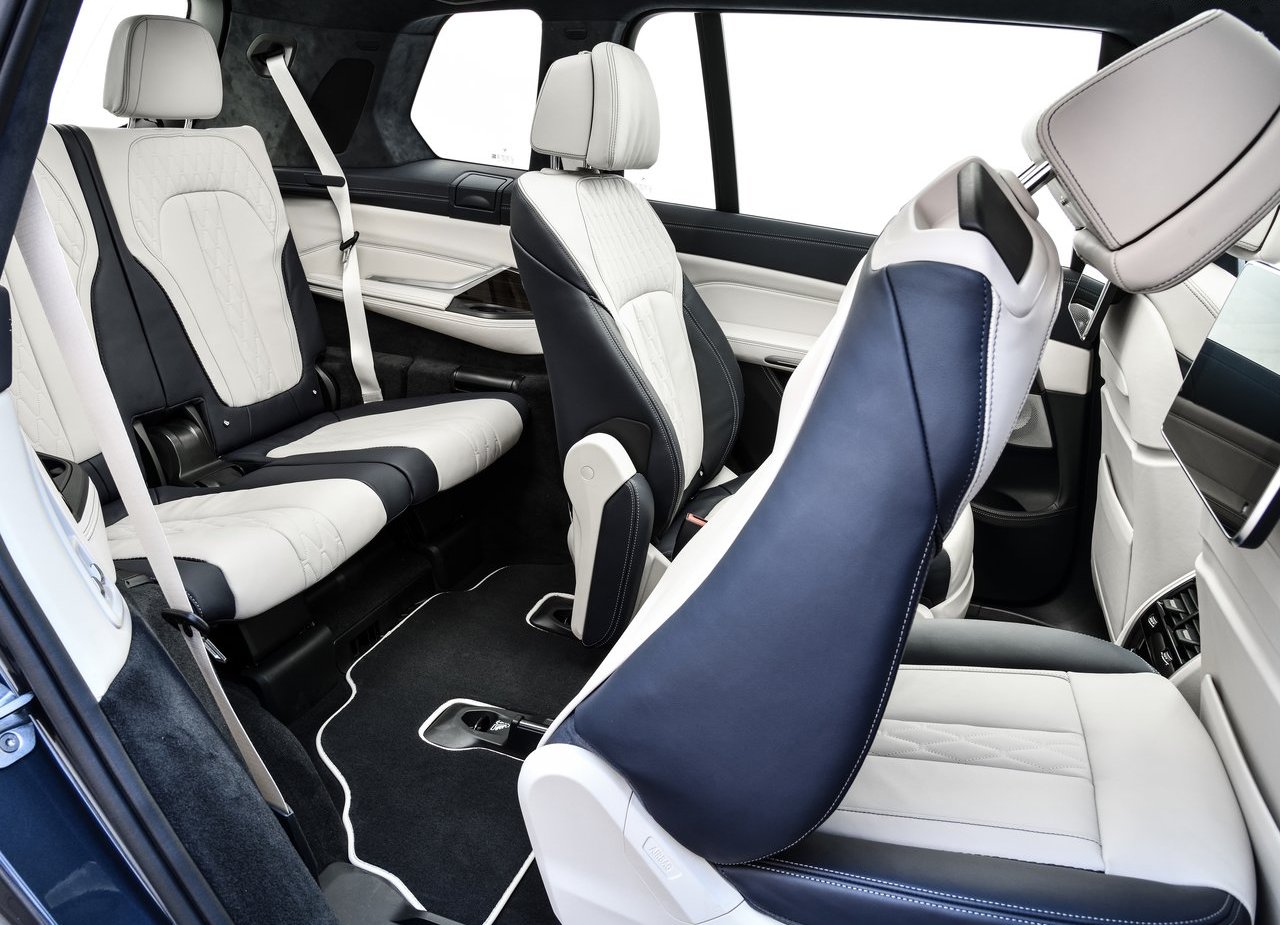 2019 - BMW X7, foto 192
