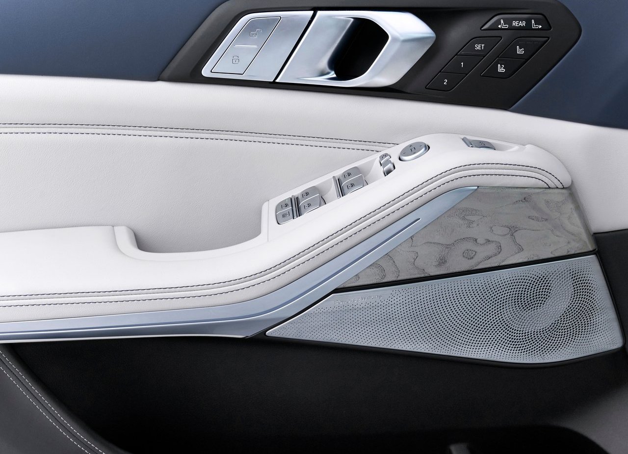 2019 - BMW X7, foto 210