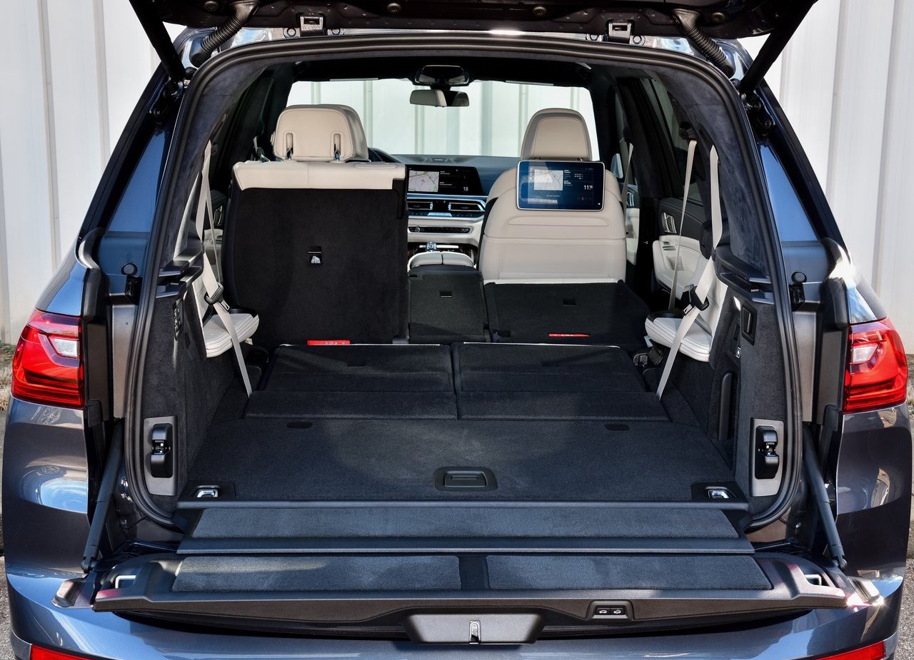 2019 - BMW X7, foto 218