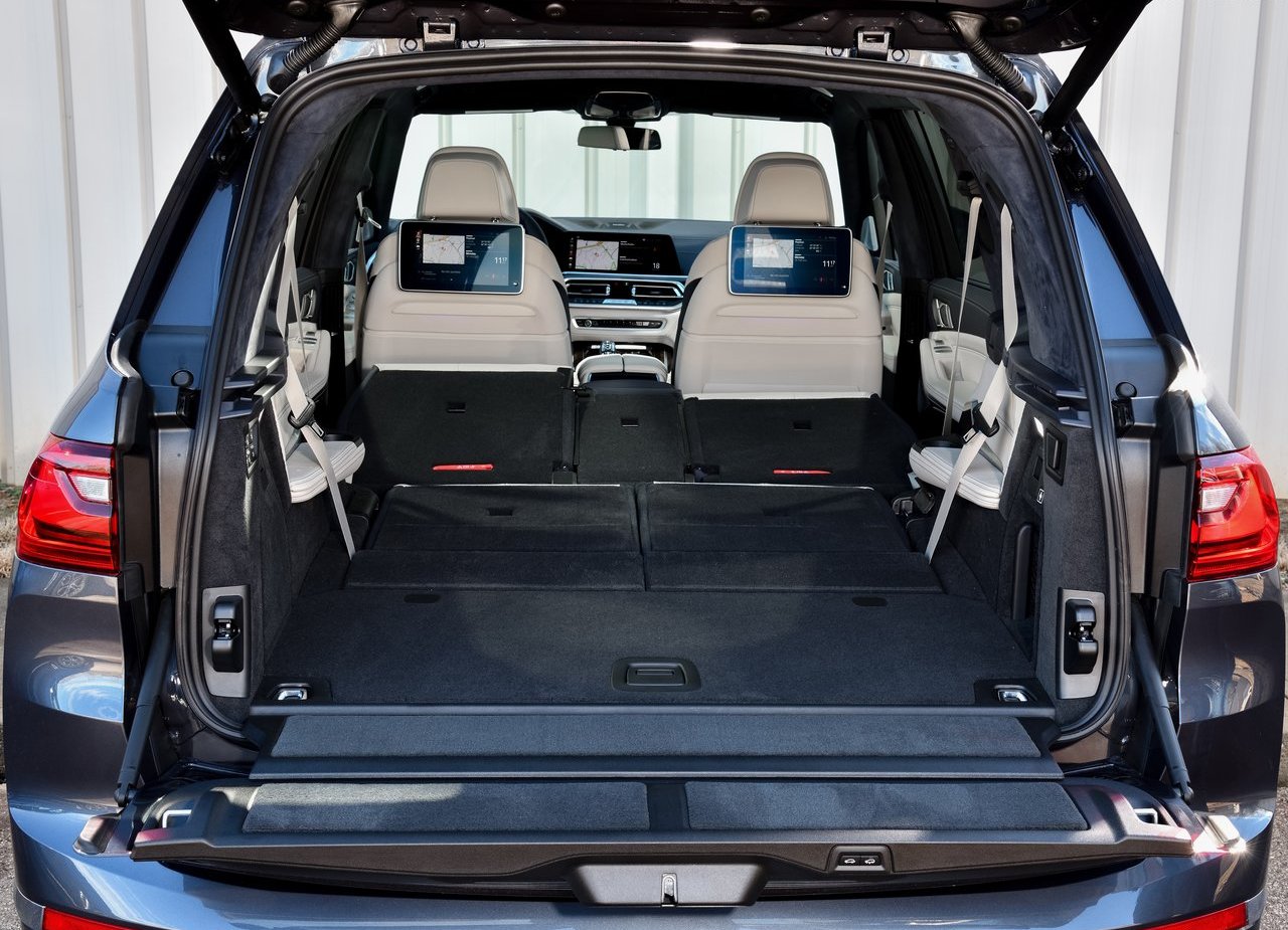 2019 - BMW X7, foto 219
