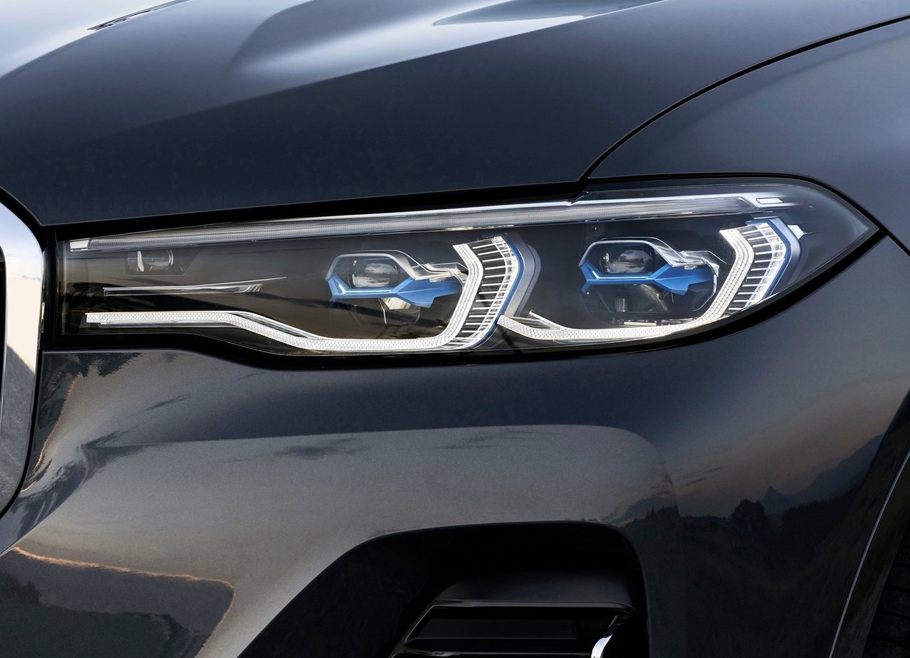 2019 - BMW X7, foto 222