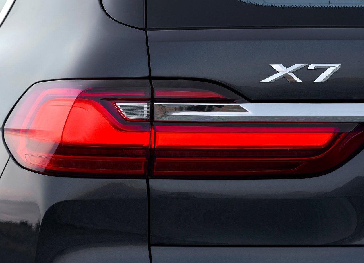 2019 - BMW X7, foto 225