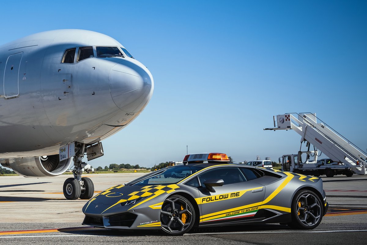 2019 - LAMBORGHINI HURACÁN ‘FOLLOW ME’, foto 1