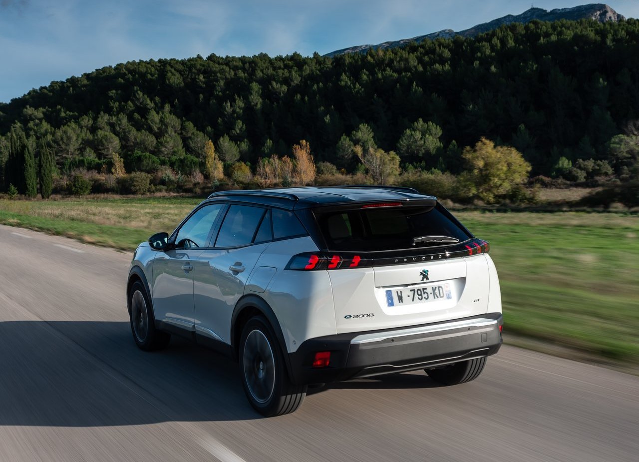 2020 - PEUGEOT E-2008, foto 32