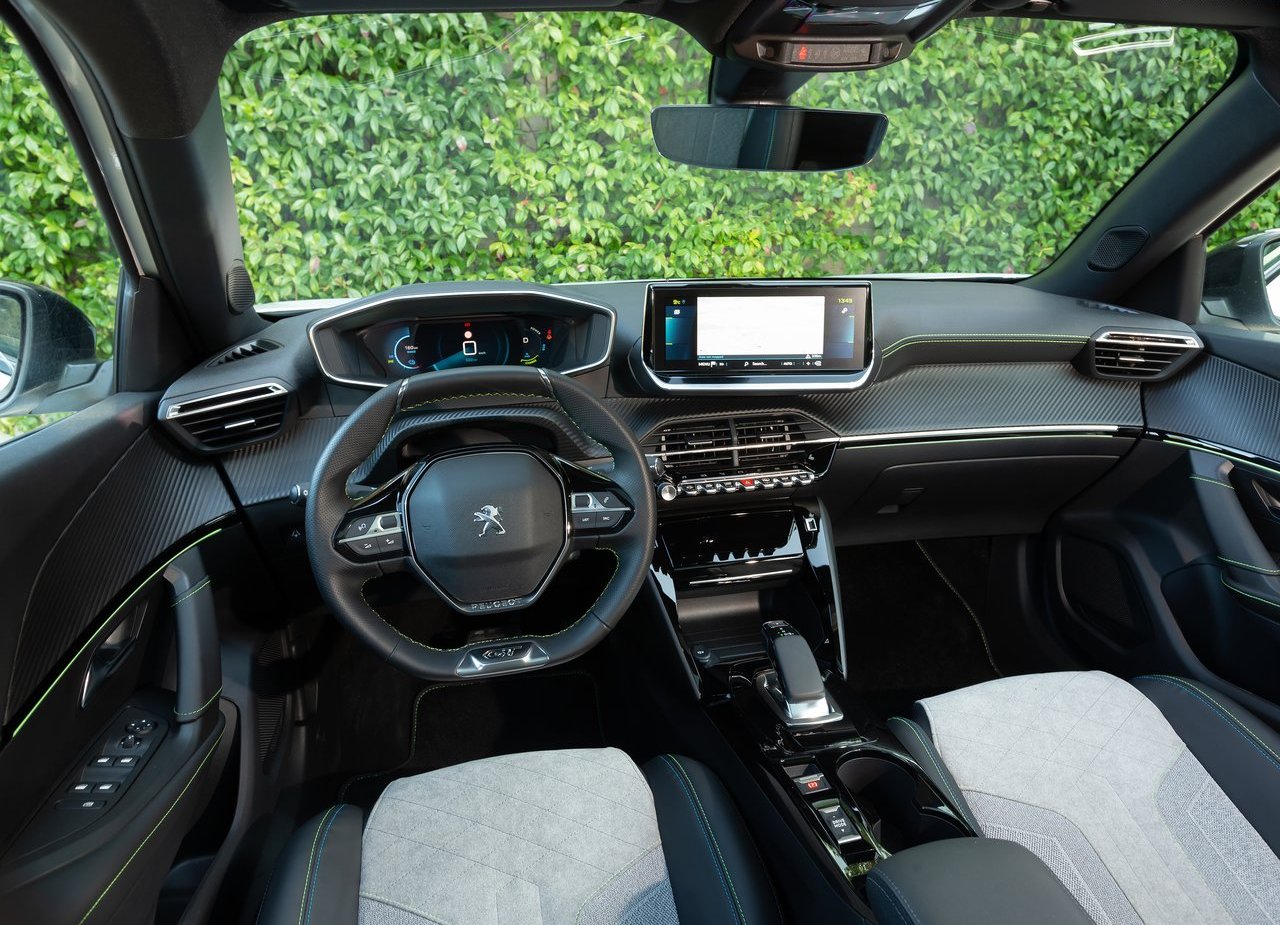 2020 - PEUGEOT E-2008, foto 46