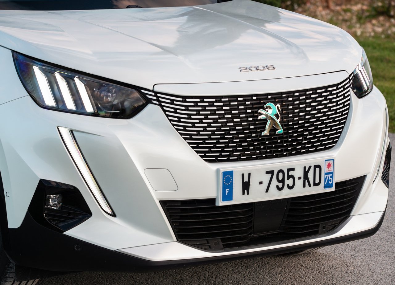 2020 - PEUGEOT E-2008, foto 64