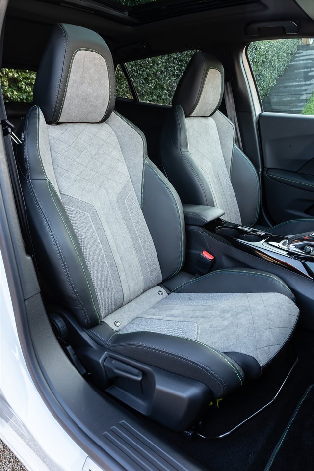 2020 - PEUGEOT E-2008, foto 72